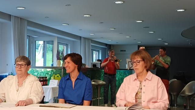 Autorinnen bei der Lesung